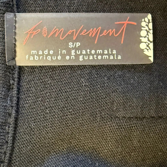 Free People Movement Women’s V Neck Over Sized Black Tee Size S - Picture 9 of 13